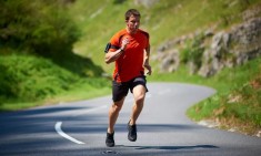 &Tau;&alpha; 3 &mu;&upsilon;&sigma;&tau;&iota;&kappa;ά &pi;&omicron;&upsilon; &theta;&alpha; &beta;ά&lambda;&omicron;&upsilon;&nu; &phi;&tau;&epsilon;&rho;ά &sigma;&tau;&alpha; &pi;ό&delta;&iota;&alpha; &sigma;&omicron;&upsilon;