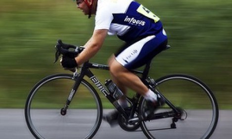 &Eta; &sigma;&omega;&sigma;&tau;ή &sigma;&tau;ά&sigma;&eta; &sigma;&tau;&omicron; &pi;&omicron;&delta;ή&lambda;&alpha;&tau;&omicron; &gamma;&iota;&alpha; &mu;έ&gamma;&iota;&sigma;&tau;&omicron; &alpha;&pi;&omicron;&tau;&epsilon;&lambda;έ&sigma;&mu;&alpha;