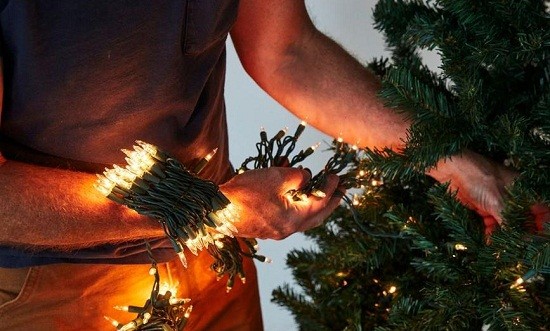 &Tau;&omicron; &xi;έ&rho;&alpha;&tau;&epsilon; &pi;&omega;&sigmaf; &tau;&alpha; &gamma;&iota;&omicron;&rho;&tau;&iota;&nu;ά &lambda;&alpha;&mu;&pi;&iota;ό&nu;&iota;&alpha; ί&sigma;&omega;&sigmaf;... &alpha;&pi;&epsilon;&iota;&lambda;&omicron;ύ&nu; &tau;&eta;&nu; &upsilon;&gamma;&epsilon;ί&alpha; &mu;&alpha;&sigmaf;;