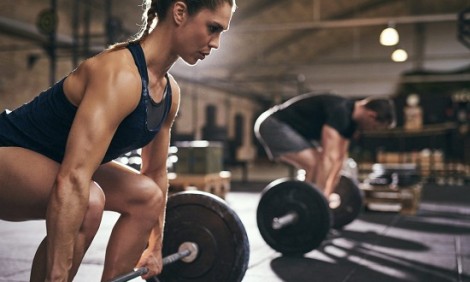 Deadlifts: 10 &lambda;ό&gamma;&omicron;&iota; &gamma;&iota;&alpha; &nu;&alpha; &pi;&iota;ά&sigma;&epsilon;&iota;&sigmaf; &tau;&eta;&nu; &mu;&pi;ά&rho;&alpha; &sigma;ή&mu;&epsilon;&rho;&alpha; &kappa;&iota;ό&lambda;&alpha;&sigmaf;!