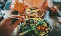 &Pi;&omega;&sigmaf; &theta;&alpha; &omicron;&rho;&gamma;&alpha;&nu;ώ&sigma;&epsilon;&tau;&epsilon; &tau;&eta; &delta;&iota;&alpha;&tau;&rho;&omicron;&phi;ή &tau;&iota;&sigmaf; &mu;έ&rho;&epsilon;&sigmaf; &pi;&omicron;&upsilon; &mu;έ&nu;&epsilon;&tau;&epsilon; &sigma;&pi;ί&tau;&iota;