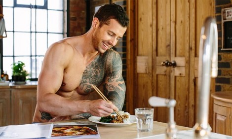 Φάε αυτές τις 9 τροφές για να «φουσκώσεις» τους μύες σου!