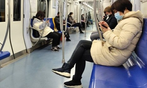 &Pi;&omega;&sigmaf; &eta; &kappa;&alpha;&rho;&alpha;&nu;&tau;ί&nu;&alpha; &epsilon;&pi;&eta;&rho;&epsilon;ά&zeta;&epsilon;&iota; &tau;&eta;&nu; &psi;&upsilon;&chi;&iota;&kappa;ή &mu;&alpha;&sigmaf; &upsilon;&gamma;&epsilon;ί&alpha;