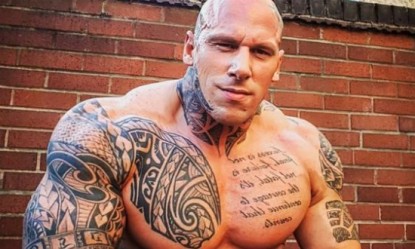 Martyn Ford: &laquo;&Mu;&pi;&alpha;ί&nu;&omega; &sigma;&tau;o MMA &gamma;&iota;&alpha; &nu;&alpha; &epsilon;&mu;&pi;&nu;&epsilon;ύ&sigma;&omega; &tau;&alpha; &nu;έ&alpha; &pi;&alpha;&iota;&delta;&iota;ά&raquo;