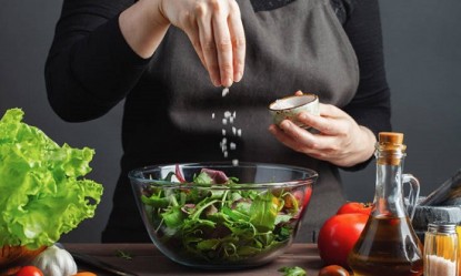 &Pi;ό&sigma;&omicron; &alpha;&lambda;ά&tau;&iota; &epsilon;&pi;&iota;&tau;&rho;έ&pi;&epsilon;&tau;&alpha;&iota; &nu;&alpha; &kappa;&alpha;&tau;&alpha;&nu;&alpha;&lambda;ώ&nu;&omicron;&upsilon;&mu;&epsilon; &tau;&eta;&nu; &eta;&mu;έ&rho;&alpha;