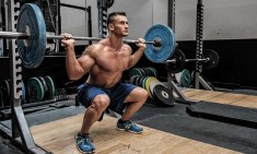 &Omicron;&iota; 8 &kappa;&alpha;&lambda;ύ&tau;&epsilon;&rho;&omicron;&iota; &tau;&rho;ό&pi;&omicron;&iota; &gamma;&iota;&alpha; &nu;&alpha; &beta;&epsilon;&lambda;&tau;&iota;ώ&sigma;&epsilon;&tau;&epsilon; &tau;&alpha; squat &sigma;&alpha;&sigmaf;