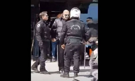 &Omicron; bodybuilder &Gamma;&iota;ά&nu;&nu;&eta;&sigmaf; &Mu;ά&gamma;&kappa;&omicron;&sigmaf; &alpha;&pi;&alpha;&nu;&tau;ά &gamma;&iota;&alpha; &tau;&omicron;&nu; &tau;&sigma;&alpha;&mu;&pi;&omicron;&upsilon;&kappa;ά &tau;&omicron;&upsilon; &sigma;&tau;&omicron;&upsilon;&sigmaf; &alpha;&sigma;&tau;&upsilon;&nu;&omicron;&mu;&iota;&kappa;&omicron;ύ&sigmaf;