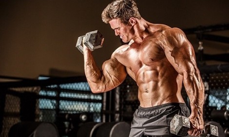 Οι καλύτερες ασκήσεις για χέρια από τον Calum Von Moger!