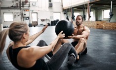 &Alpha;&nu;&epsilon;&pi;&alpha;&rho;&kappa;ή&sigmaf; &sigma;&omega;&mu;&alpha;&tau;&iota;&kappa;ή ά&sigma;&kappa;&eta;&sigma;&eta; &gamma;&iota;&alpha; &tau;&omicron; 85% &tau;&omega;&nu; &epsilon;&phi;ή&beta;&omega;&nu; &sigma;&tau;&eta;&nu; &Epsilon;&lambda;&lambda;ά&delta;&alpha;