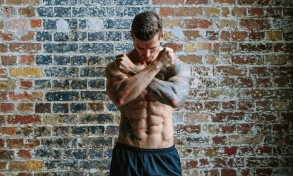 &Omicron; &kappa;&alpha;&lambda;ύ&tau;&epsilon;&rho;&omicron;&sigmaf; personal trainer &tau;&omicron;&upsilon; &Chi;ό&lambda;&iota;&gamma;&omicron;&upsilon;&nu;&tau; &alpha;&pi;&omicron;&kappa;&alpha;&lambda;ύ&pi;&tau;&epsilon;&iota; &tau;&alpha; &mu;&upsilon;&sigma;&tau;&iota;&kappa;ά &tau;&omicron;&upsilon;